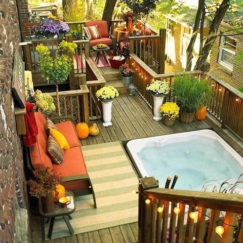 Creative Courtyards